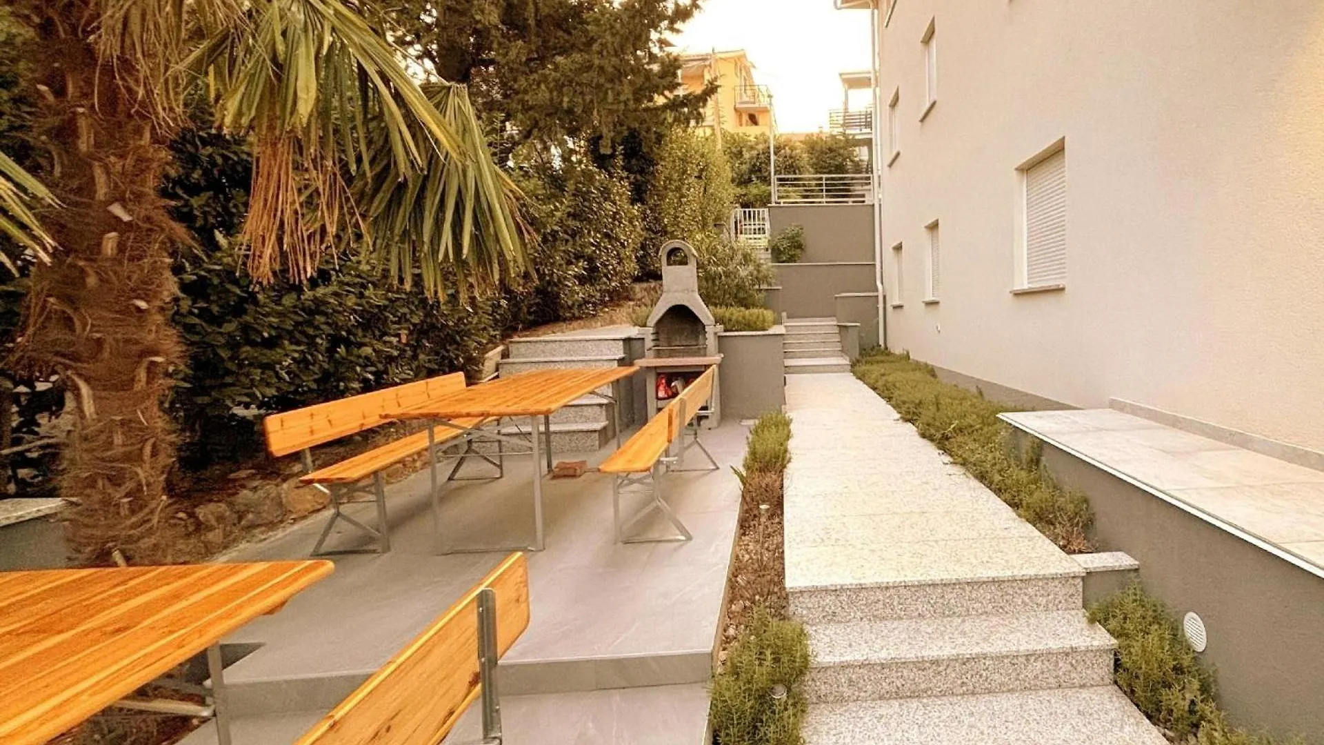 Nettes Appartement In Crikvenica Mit Schoener Terrasse Croatia